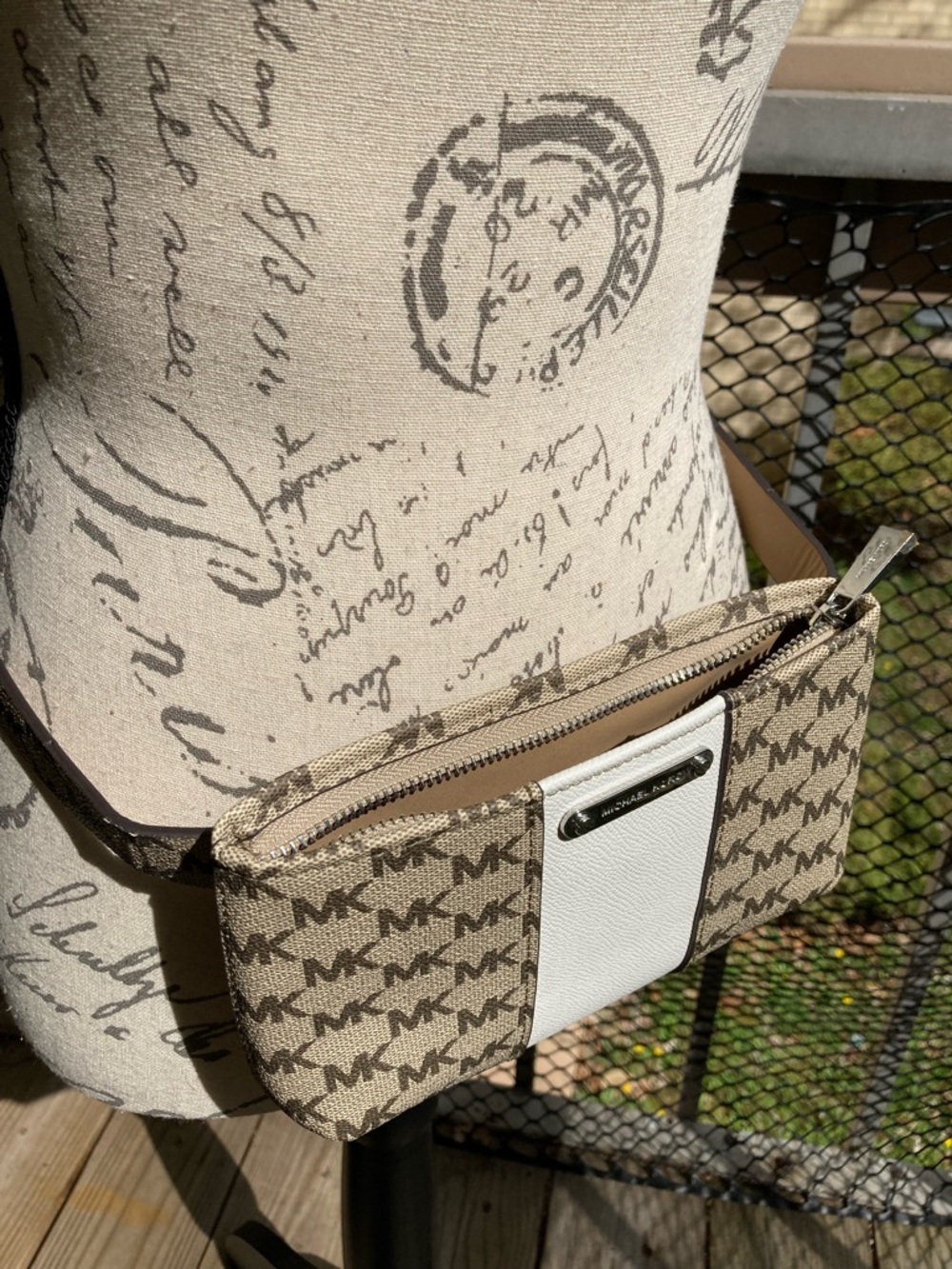 Michael Kors Signature Logo Print Belt Bag Brown Khaki Sporty White Stripe S/M - Picture 8 of 17